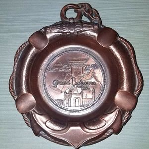 Vintage ASHTRAY Grand Bahama Metal